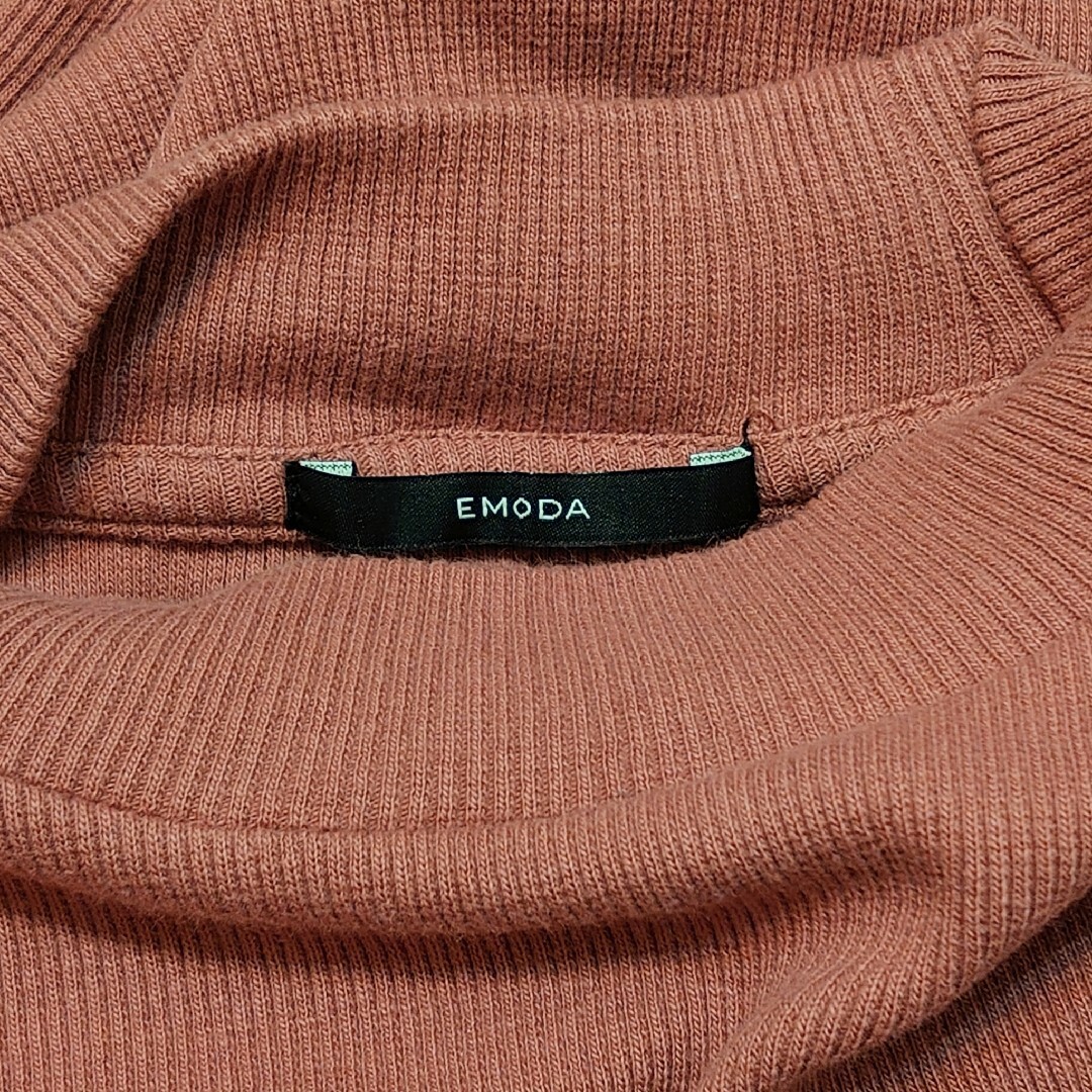 EMODA(エモダ)のハイネックリブミニワンピース レディースのワンピース(ミニワンピース)の商品写真