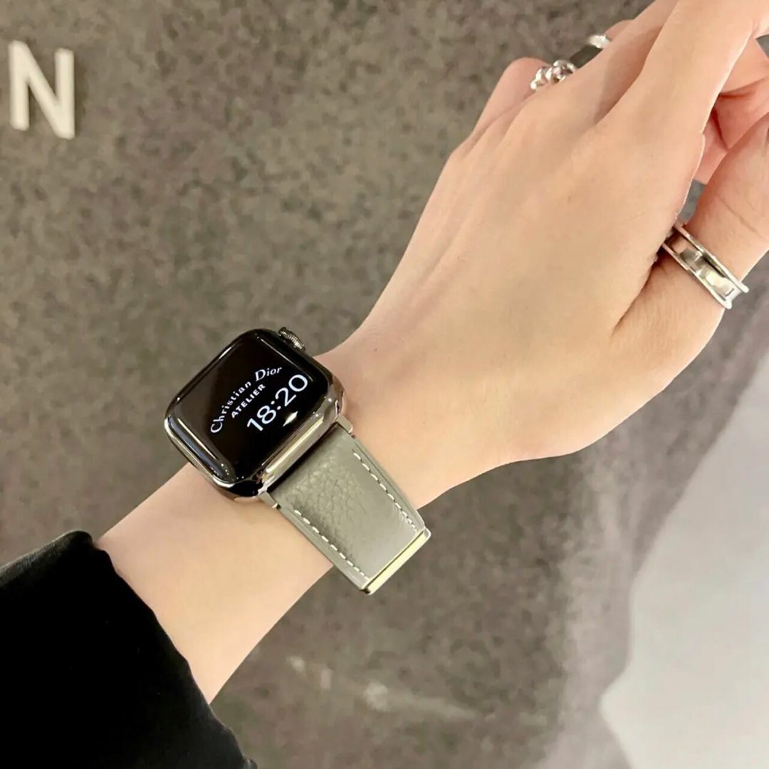 Apple Watch(アップルウォッチ)のApple Watch アップルウォッチ 本革ベルト　バンド レディース レディースのファッション小物(腕時計)の商品写真