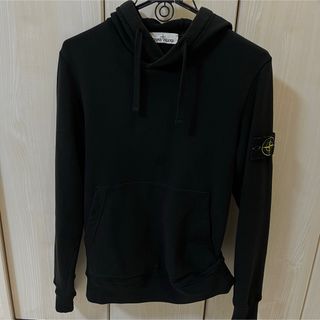 ストーンアイランド(STONE ISLAND)のstone island パーカー(パーカー)