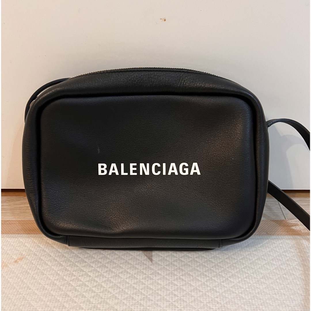 BALENCIAGA BAG(バレンシアガバッグ)のバレンシアガ ショルダーバッグ USED 黒  レディースのバッグ(ショルダーバッグ)の商品写真