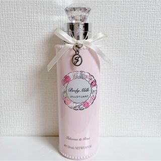 ジルスチュアート(JILLSTUART)のジルスチュアート【未使用】リラックス ボディミルク   250ml(ボディローション/ミルク)