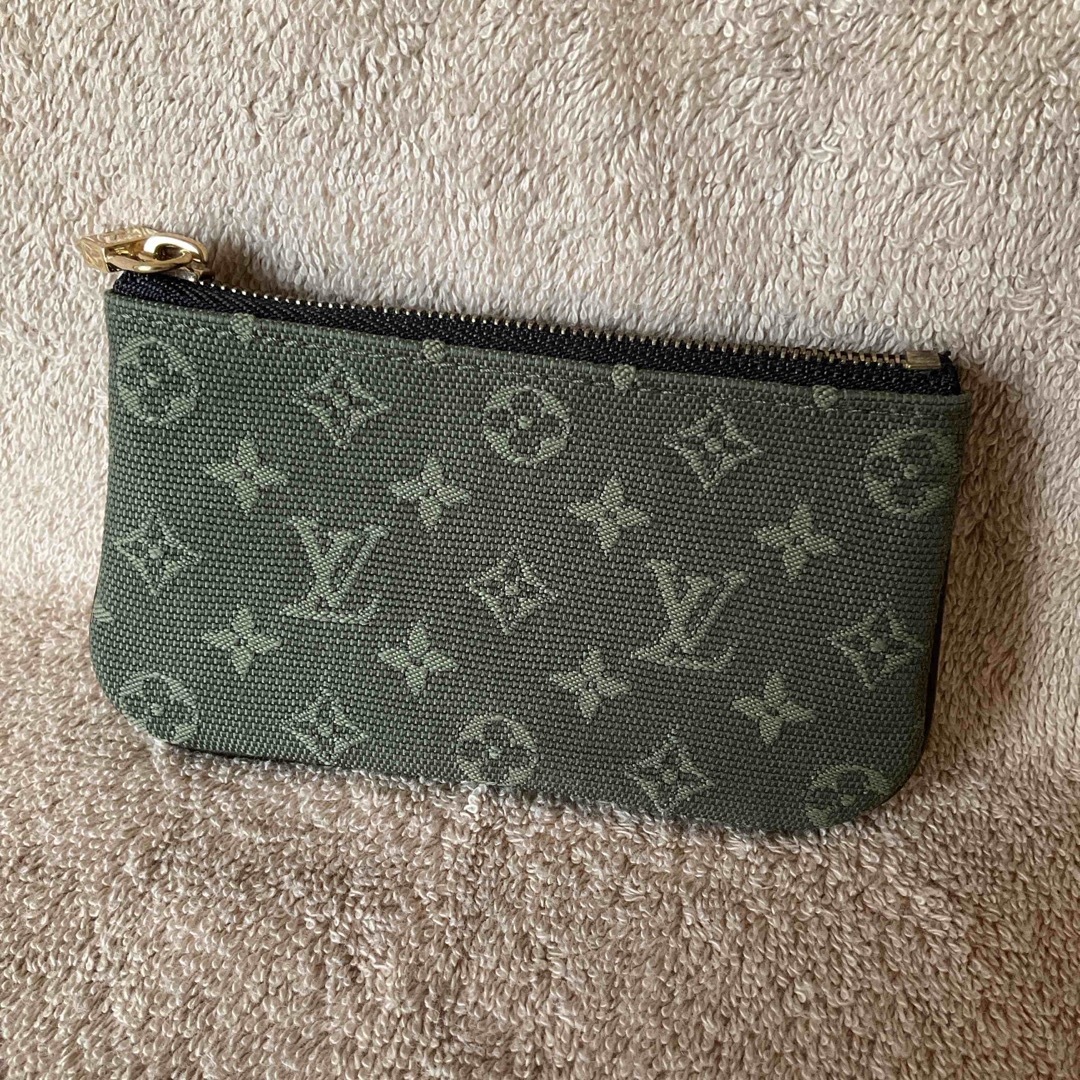 LOUIS VUITTON(ルイヴィトン)のルイヴィトン　モノグラムミニ　ポシェットクレ　コインケース　M92437 レディースのファッション小物(コインケース)の商品写真