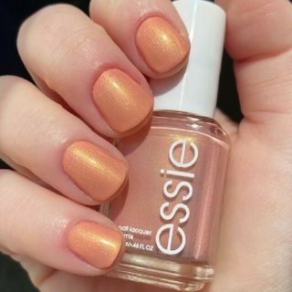 エッシー(Essie)のessie  598  Reach New Heights(マニキュア)