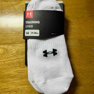 アンダーアーマー(UNDER ARMOUR)のソックス　3足　新品(ソックス)