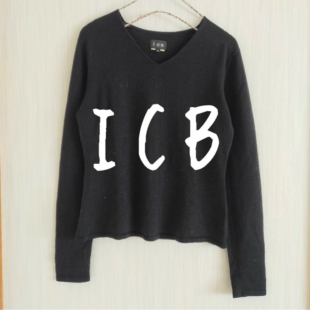 ICB(アイシービー)のICB アイシービー シンプル Vネックニット 黒 レディースのトップス(ニット/セーター)の商品写真