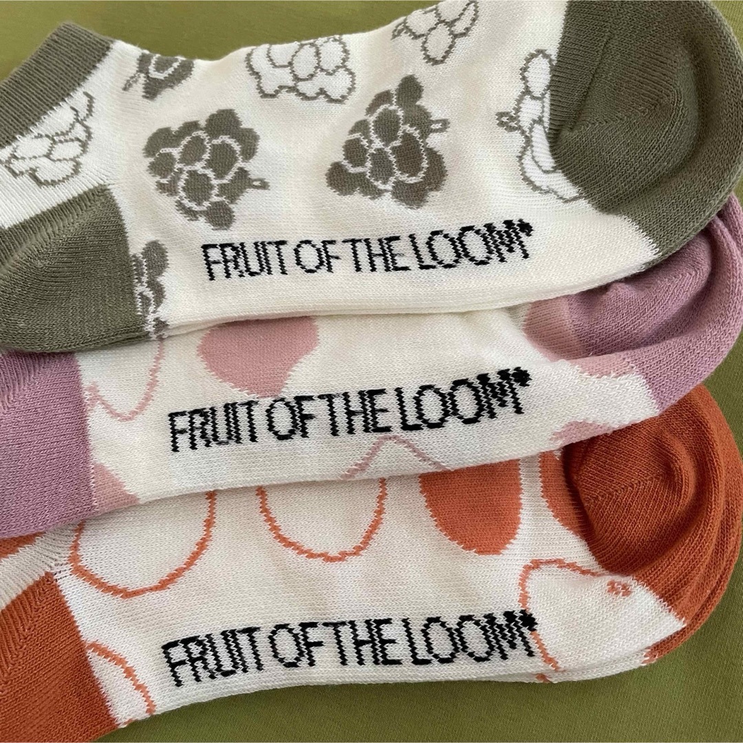 FRUIT OF THE LOOM(フルーツオブザルーム)の【フルーツオブザルーム】とっても可愛いフルーツ柄❣️お揃い靴下　6足組 レディースのレッグウェア(ソックス)の商品写真