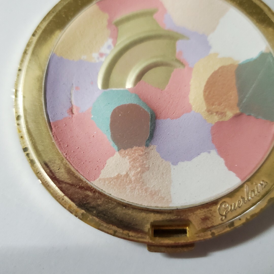 GUERLAIN - ゲラン◎LES METEORITES レメテオリット◎コンパクト GUERLAIN - ゲラン◎LES METEORITES レメテオリット◎コンパクト