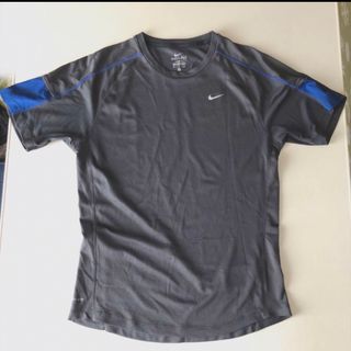 ナイキ(NIKE)のNIKE　ナイキ　半袖Ｔシャツ　トレーニングウェア　Ｓ　ドライフィット　メッシュ(その他)