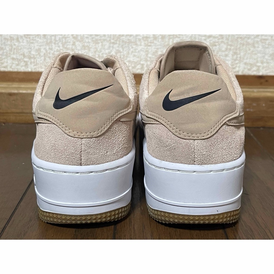 NIKE(ナイキ)のひろみ様専用NIKE WMNS AIR FORCE 1 SAGE  24.0cm レディースの靴/シューズ(スニーカー)の商品写真