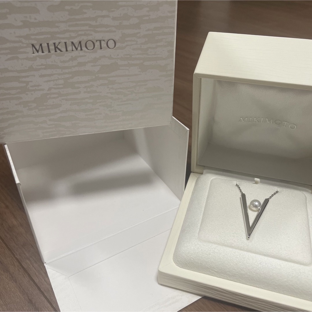 新品未使用 ミキモト V code ペンダント MIKIMOTO 新品未使用 ミキモト V code ペンダント MIKIMOTO