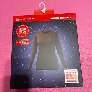 ユニクロ(UNIQLO)の新品未使用　ユニクロ　超極暖　ウルトラウォームクルーネックT 長袖　ブラウン(アンダーシャツ/防寒インナー)