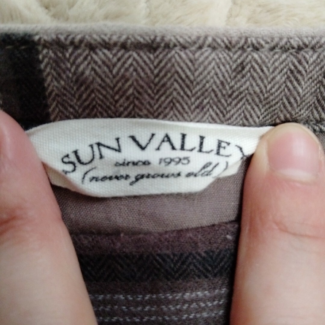 SUNVALLEY(サンバレー)の最終値下げ❗匿名配送　SUNVALLEY トップス　ブラウス　チェック　Mサイズ レディースのトップス(シャツ/ブラウス(長袖/七分))の商品写真