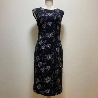 ローラアシュレイ(LAURA ASHLEY)の美品　ローラアシュレイ　ワンピース(ひざ丈ワンピース)