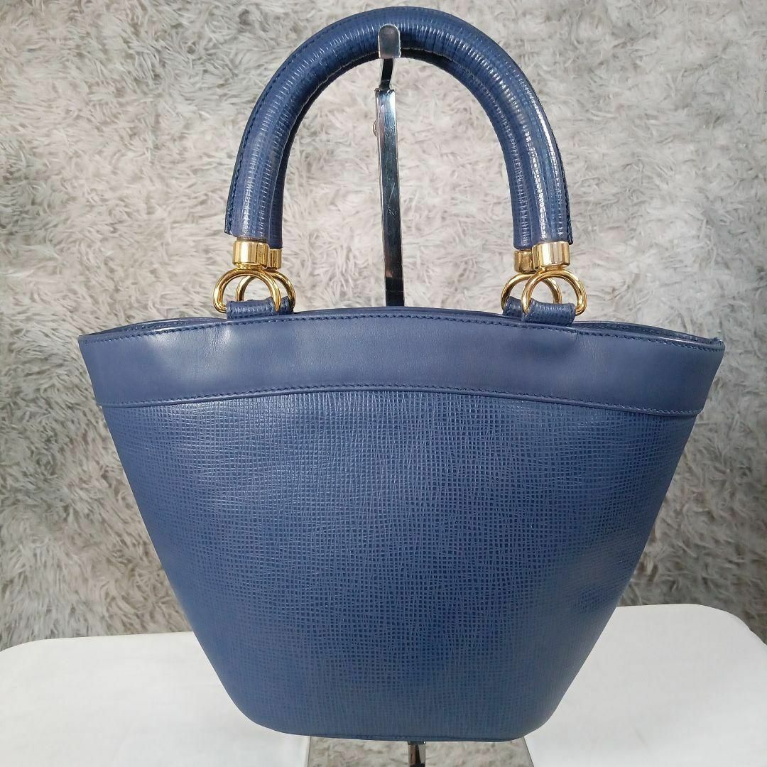 HUNTING WORLD(ハンティングワールド)の超美品　ハンティングワールド　ハンドバッグ　ミニサイズ　ゴールド金具　ブルー レディースのバッグ(ハンドバッグ)の商品写真