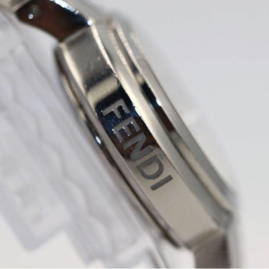 FENDI(フェンディ)のフェンディ FENDI 32MM ZUCCA ズッカ柄 クロノグラフ レディースのファッション小物(腕時計)の商品写真