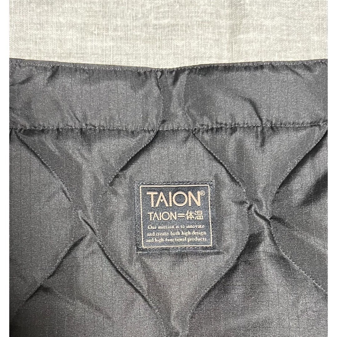 TAION(タイオン)のTAION ミリタリー ダウンショルダーバッグ ブラック メンズのバッグ(ショルダーバッグ)の商品写真