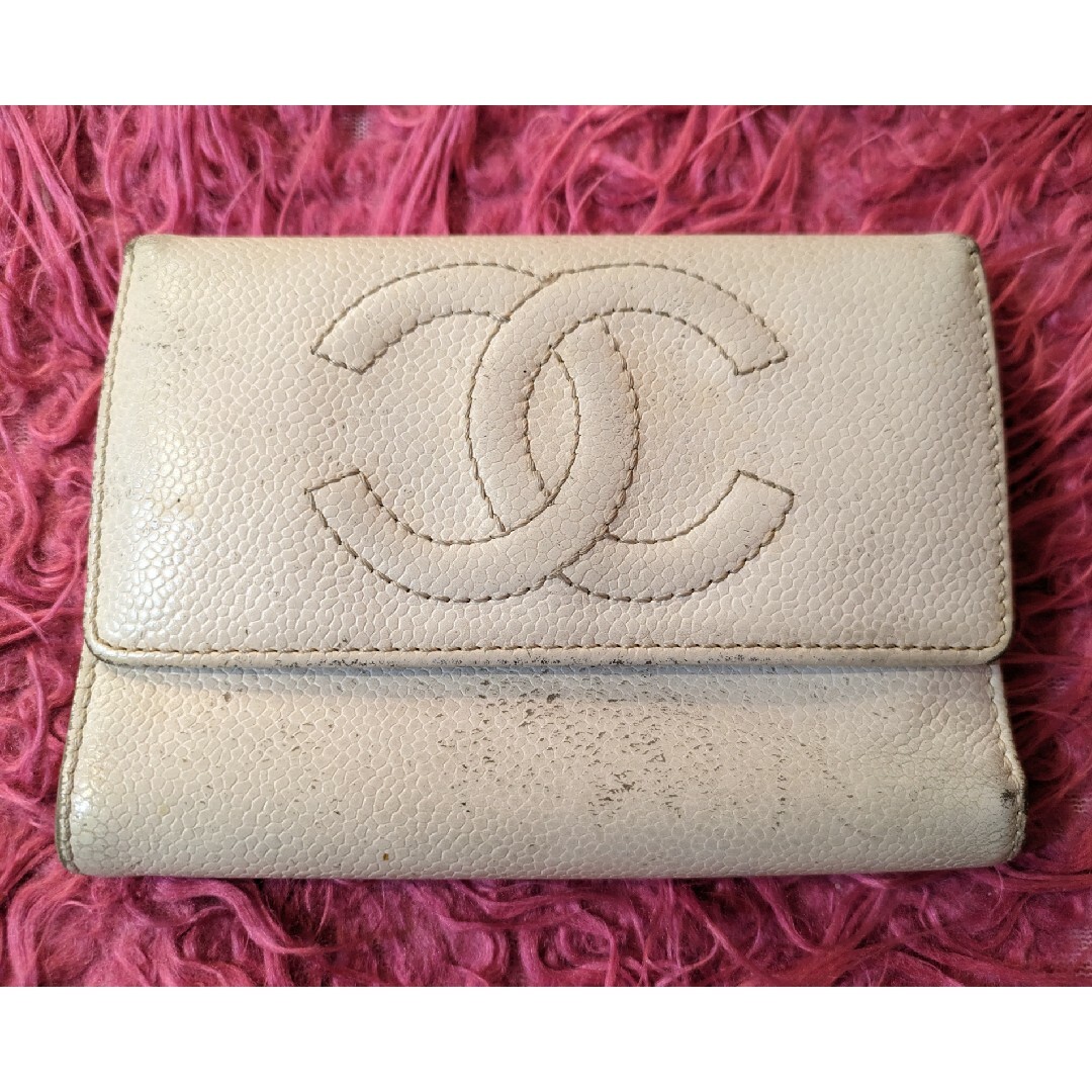 CHANEL(シャネル)の❤CHANEL 三つ折り 財布 キャビアスキン レザー　白❤ レディースのファッション小物(財布)の商品写真