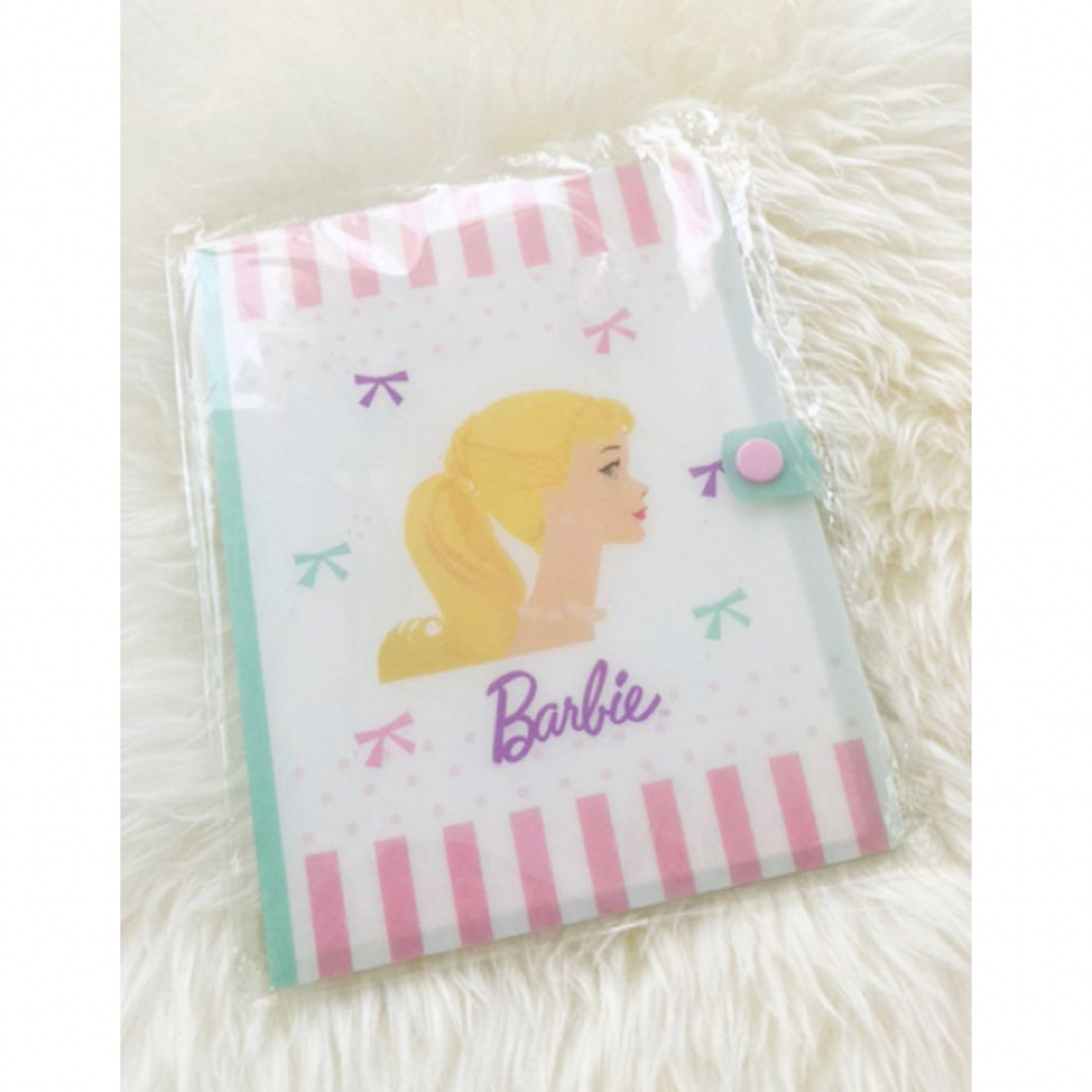 Barbie(バービー)のBarbie フォトアルバム　カードケース キッズ/ベビー/マタニティのメモリアル/セレモニー用品(アルバム)の商品写真