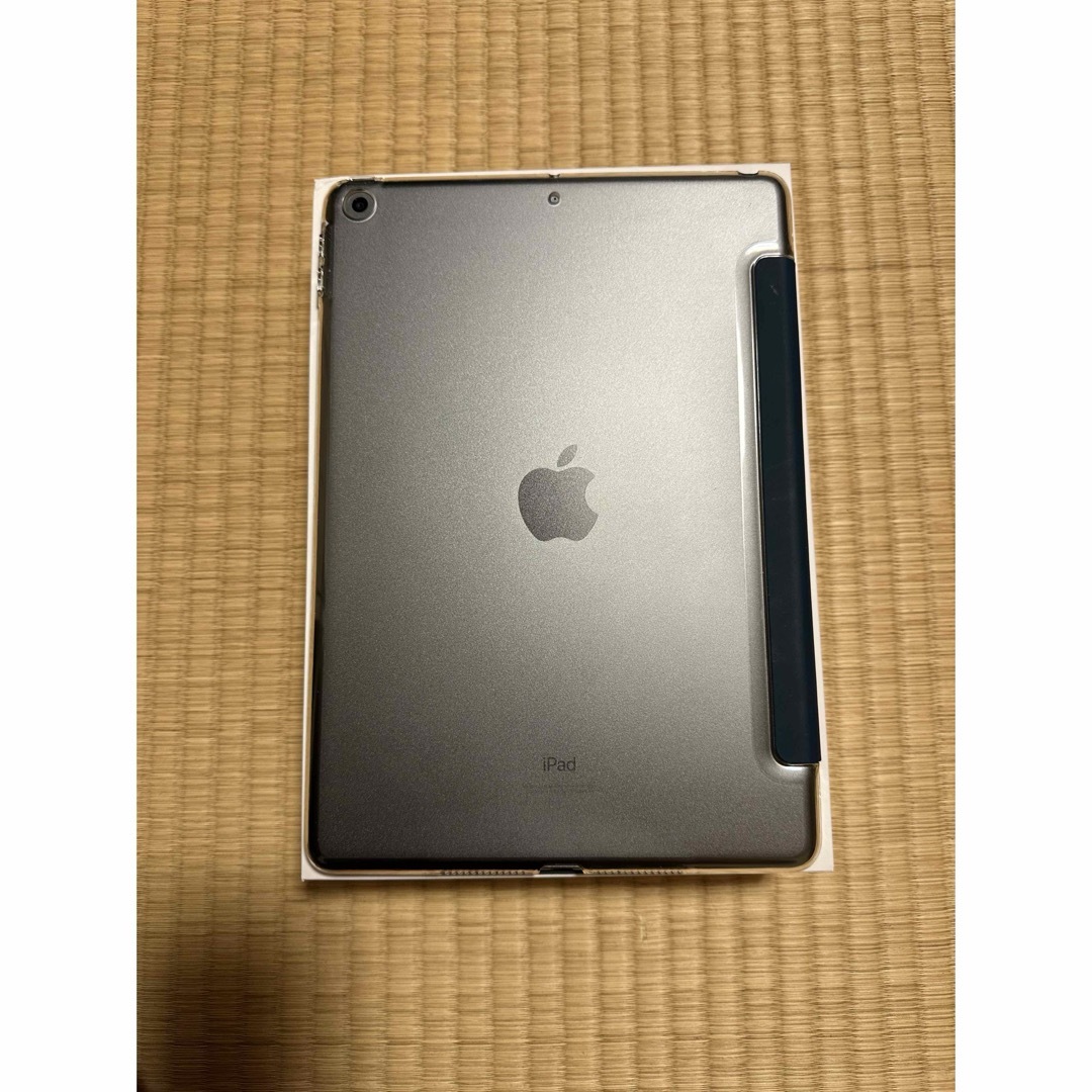 iPadiPad(第9世代) スペースグレー　64GB