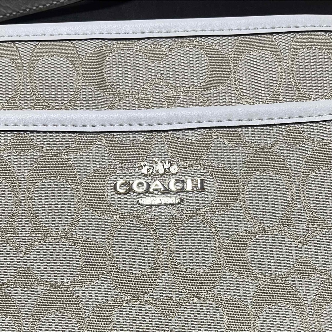 COACH(コーチ)の[コーチ] シグネチャー ショルダーバッグ レディースのバッグ(ショルダーバッグ)の商品写真