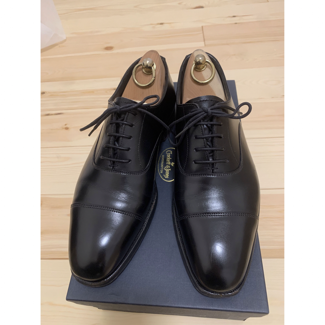 Crockett&Jones(クロケットアンドジョーンズ)の美品クロケットアンドジョーンズ　オードリー　5 1/2D シューツリー付き メンズの靴/シューズ(ドレス/ビジネス)の商品写真