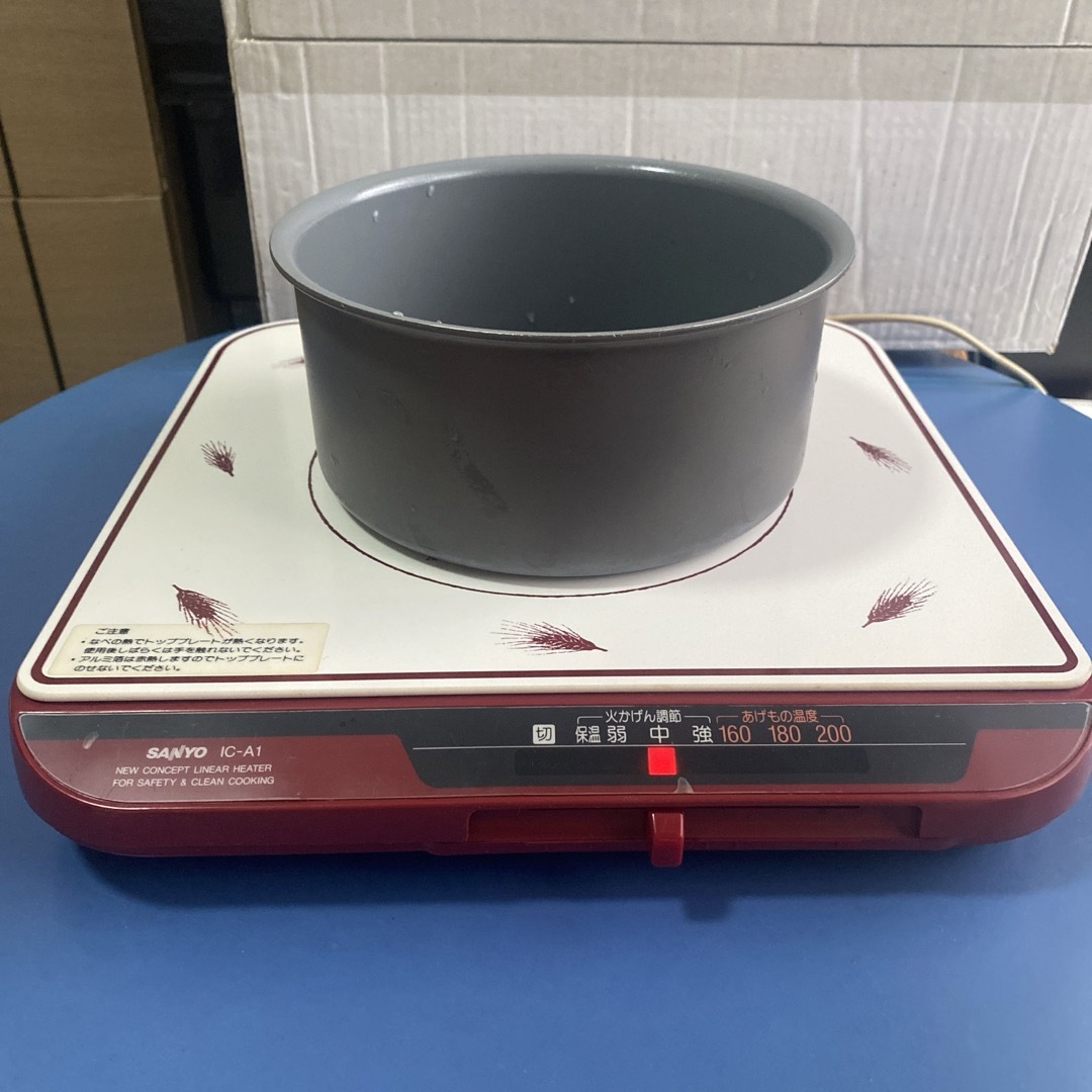 SANYO - SANYO電磁調理器IC-A1(R)型の通販 by AK's shop SANYO - SANYO電磁調理器IC-A1(R)型の通販 by AK's shop