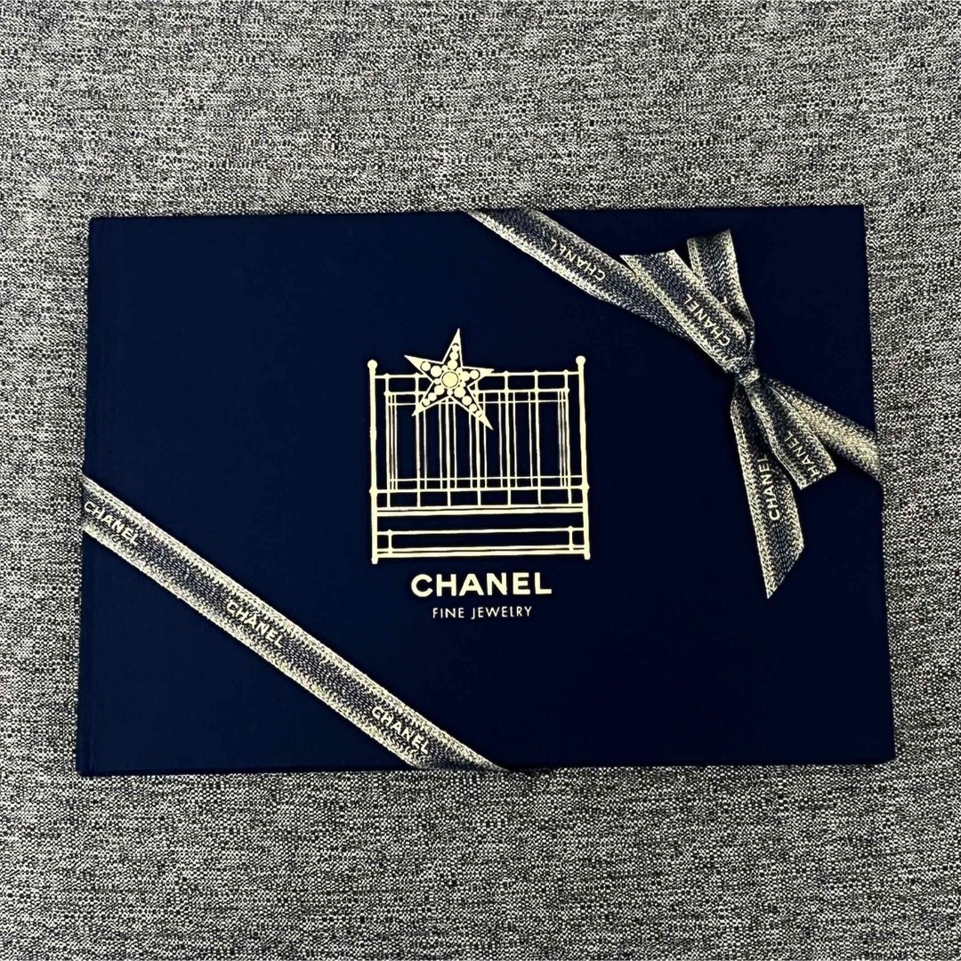 CHANEL(シャネル)のCHANELファインジュエリーカタログ レディースのアクセサリー(その他)の商品写真