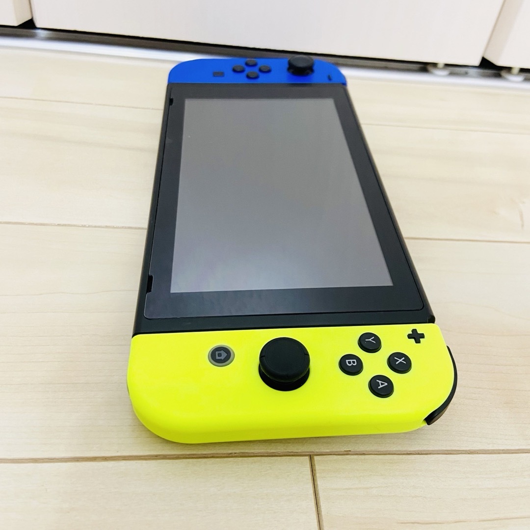 Nintendo Switch(ニンテンドースイッチ)の【動作確認済み】任天堂　スイッチ　NINTENDO  SWITCH  本体 エンタメ/ホビーのゲームソフト/ゲーム機本体(家庭用ゲーム機本体)の商品写真