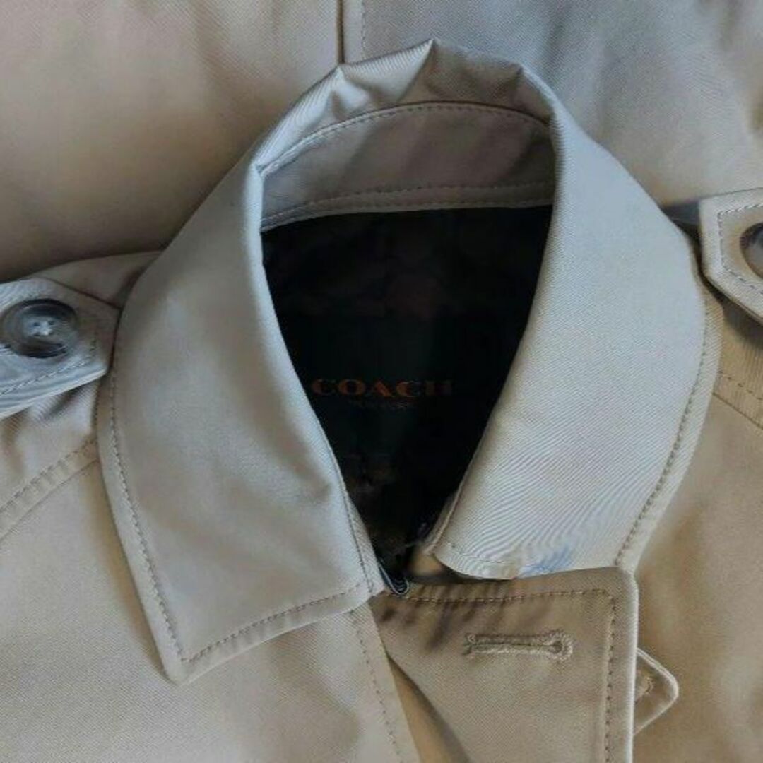 COACH(コーチ)のCOACH コーチ ショートベルト付きトレンチコート　ベージュ XS レディースのジャケット/アウター(トレンチコート)の商品写真