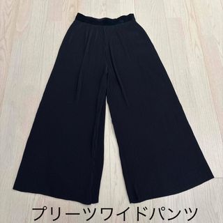 ザラ(ZARA)のZARA プリーツ　ワイドパンツ(カジュアルパンツ)