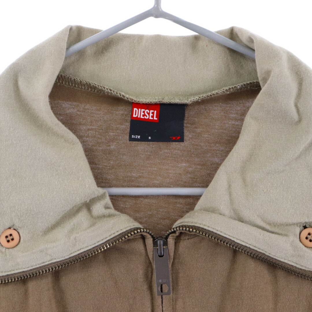DIESEL(ディーゼル)のDIESEL ディーゼル ロゴパッチ付き ジップアップ コットン長袖ジャケット カーキ メンズのジャケット/アウター(フライトジャケット)の商品写真