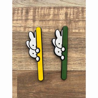 ミッフィー(miffy)のミッフィー　マグネット　緑色と黄色(キャラクターグッズ)