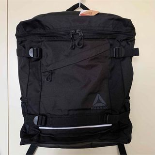 リーボック(Reebok)のReebok　リーボック　スクエアデイバッグ　30L　通学通勤リュック　未使用(バッグパック/リュック)