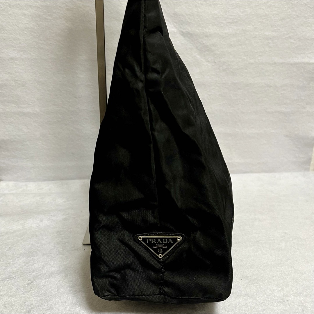 PRADA(プラダ)のPRADA プラダ テスートナイロンハンドバッグ トート ショルダーバッグ  黒 レディースのバッグ(トートバッグ)の商品写真