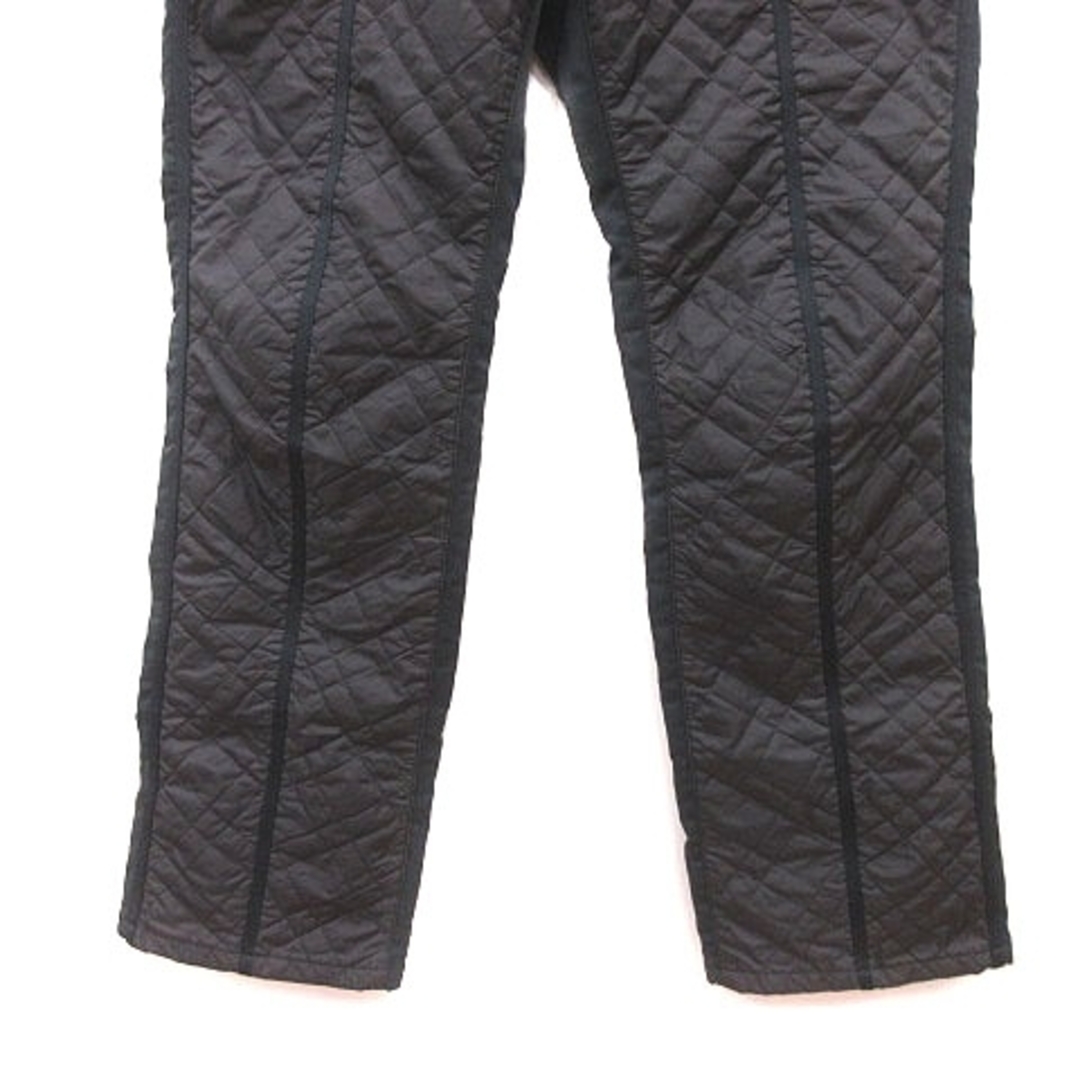 Munsingwear(マンシングウェア)のマンシングウェア パンツ キルティング 中綿 ワンポイント 9 黒 銀色 レディースのパンツ(その他)の商品写真