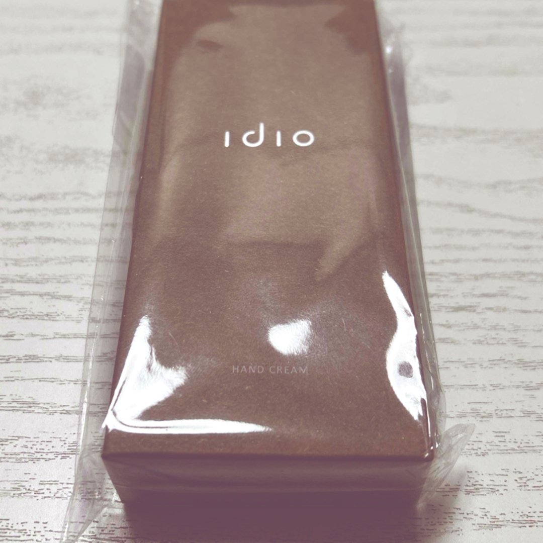 idio「イディオ」ハンドクリーム コスメ/美容のボディケア(ハンドクリーム)の商品写真