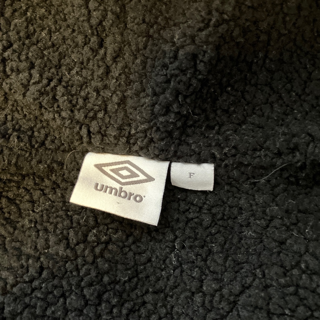 アンブロ　umbro ベンチコート　サッカー　防寒　観戦 スポーツ/アウトドアのサッカー/フットサル(ウェア)の商品写真