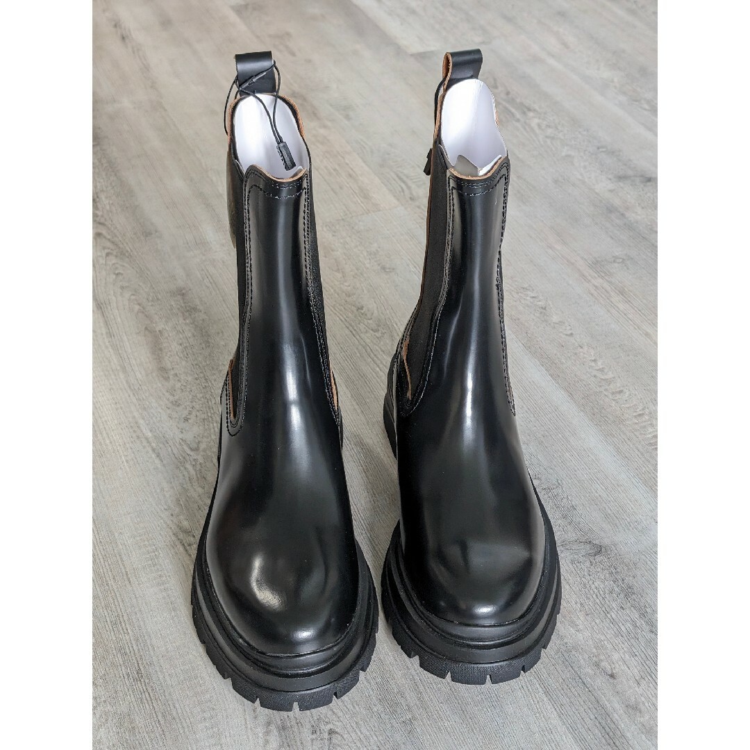 ZARA - ZARA リアルレザートラックソールアンクルブーツ 39 ZARA - ZARA リアルレザートラックソールアンクルブーツ 39