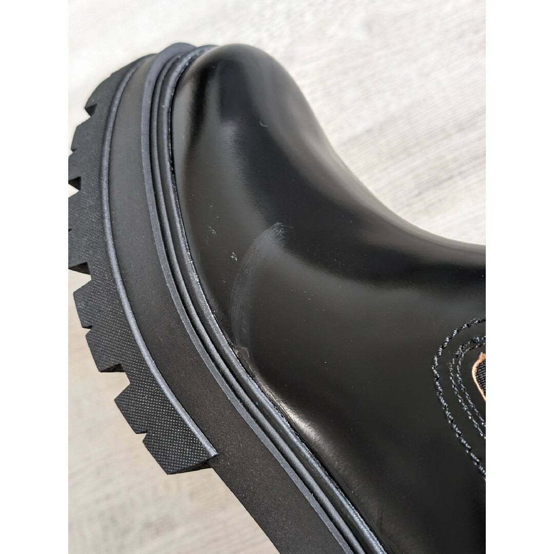 ZARA - ZARA リアルレザートラックソールアンクルブーツ 39 ZARA - ZARA リアルレザートラックソールアンクルブーツ 39