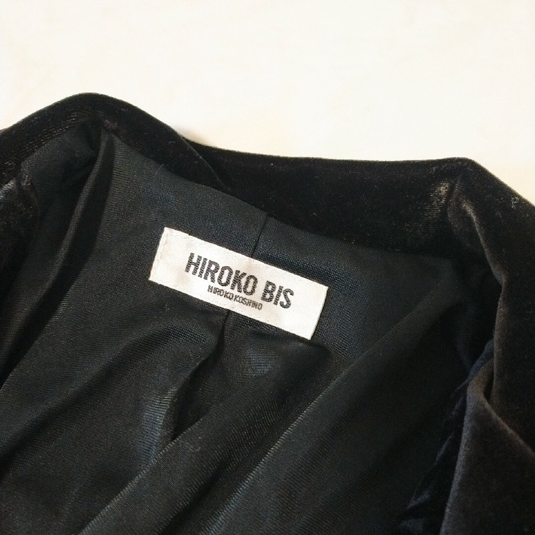 HIROKO BIS(ヒロコビス)のヒロコビス ボレロ カーディガン トップス ビーズ 黒 ブラック レディースのトップス(カーディガン)の商品写真