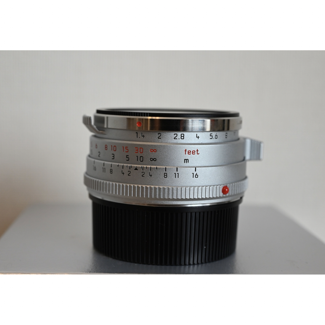 LEICA(ライカ)のライカ ズミルックスM f1.4 35mm復刻版 Summilux スチールリム スマホ/家電/カメラのカメラ(レンズ(単焦点))の商品写真