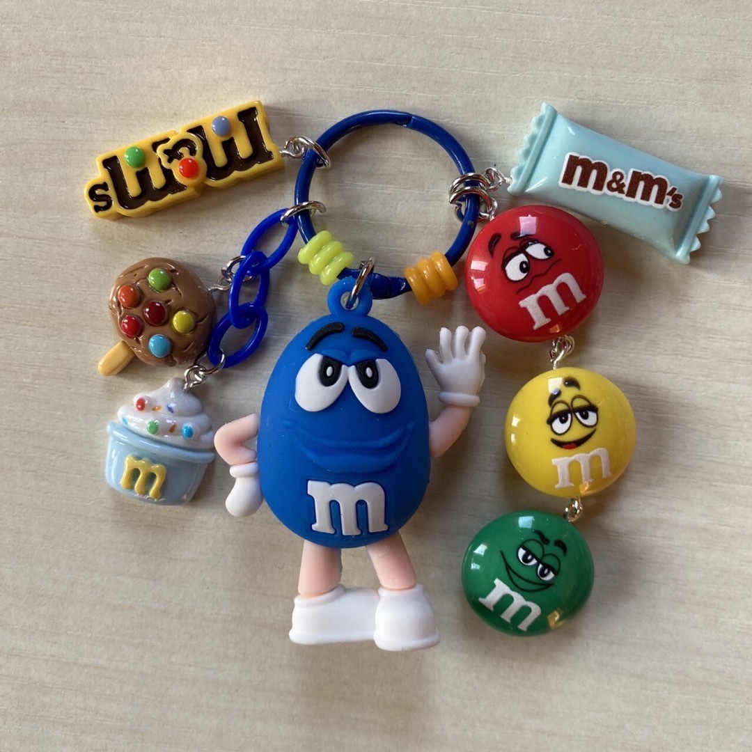 ハンドメイドキーホルダー じゃらじゃらキーホルダー ハンドメイドキーホルダー じゃらじゃらキーホルダー