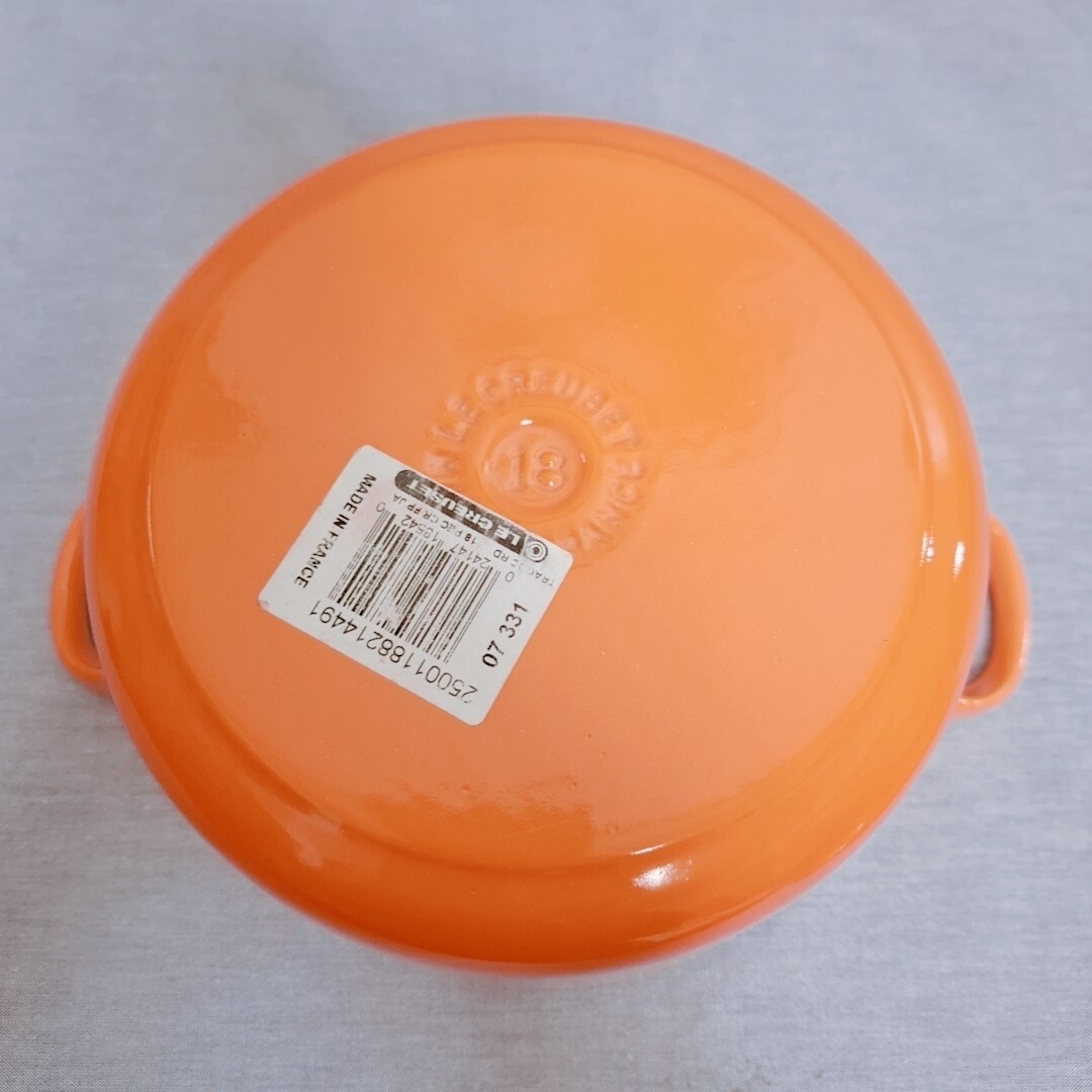 LE CREUSET(ルクルーゼ)のルクルーゼ　ココットロンド　ピーチピンク　18 鍋 インテリア/住まい/日用品のキッチン/食器(鍋/フライパン)の商品写真