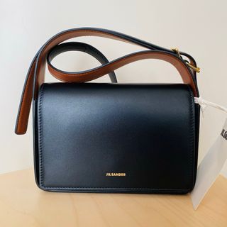 ジルサンダー(Jil Sander)の【JIL SANDER】ジルサンダー SLING ショルダーバッグ スモール(ショルダーバッグ)