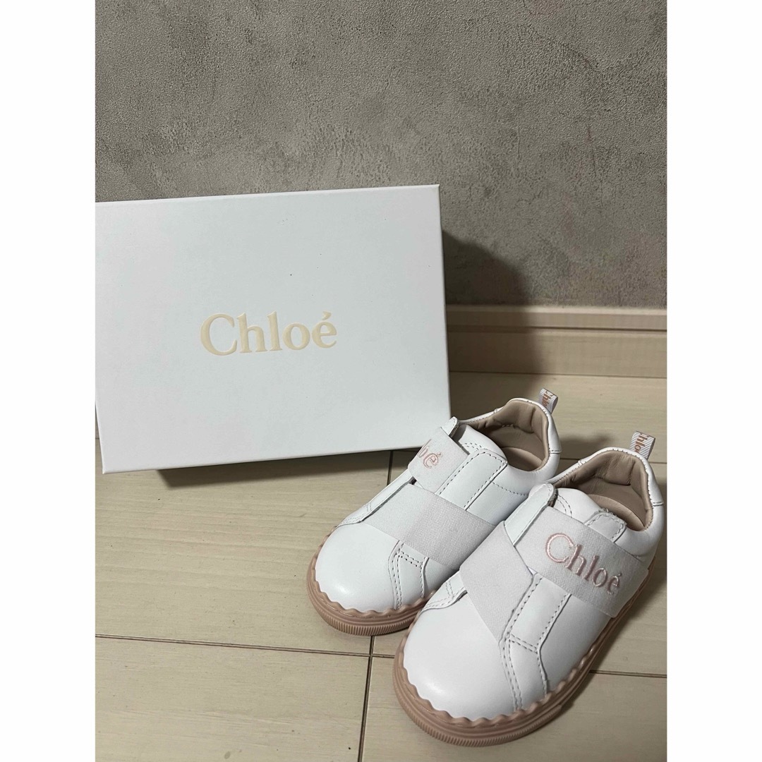 Chloe(クロエ)のChloé Kids ストラップ スニーカー キッズ/ベビー/マタニティのキッズ靴/シューズ(15cm~)(スニーカー)の商品写真