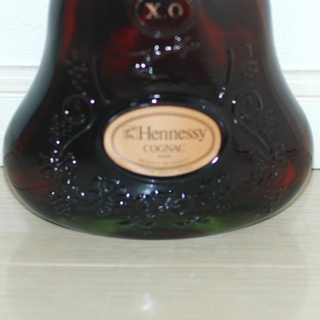 ヘネシー(ヘネシー)のヘネシーXO 金キャップ グリーンボトル 700ml 未開封 Hennessy1 食品/飲料/酒の酒(ブランデー)の商品写真