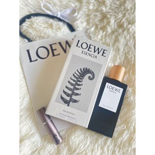 ロエベ(LOEWE)のloewe esencia エセンシア　4ml(香水(女性用))