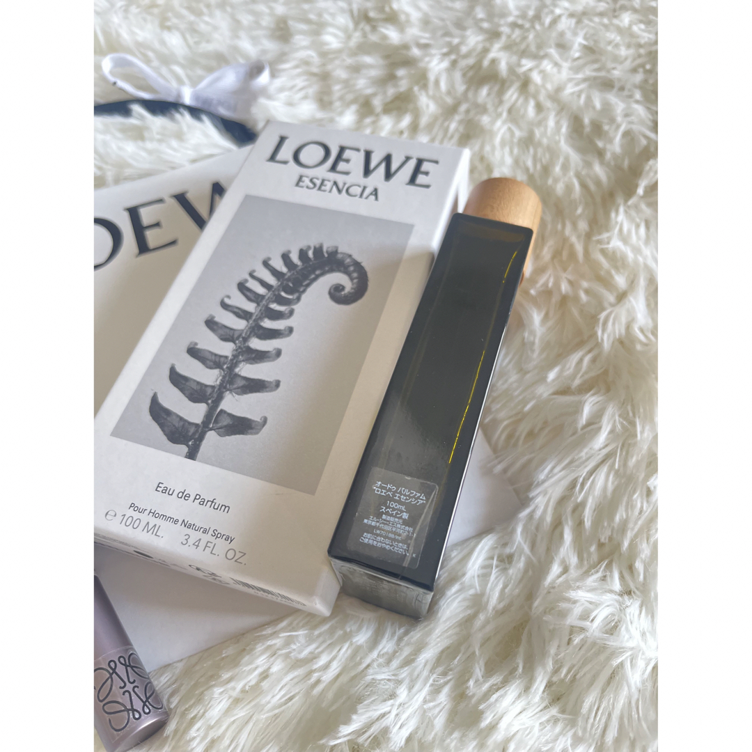 LOEWE(ロエベ)のloewe esencia エセンシア　約4ml 男女兼用 コスメ/美容の香水(香水(男性用))の商品写真