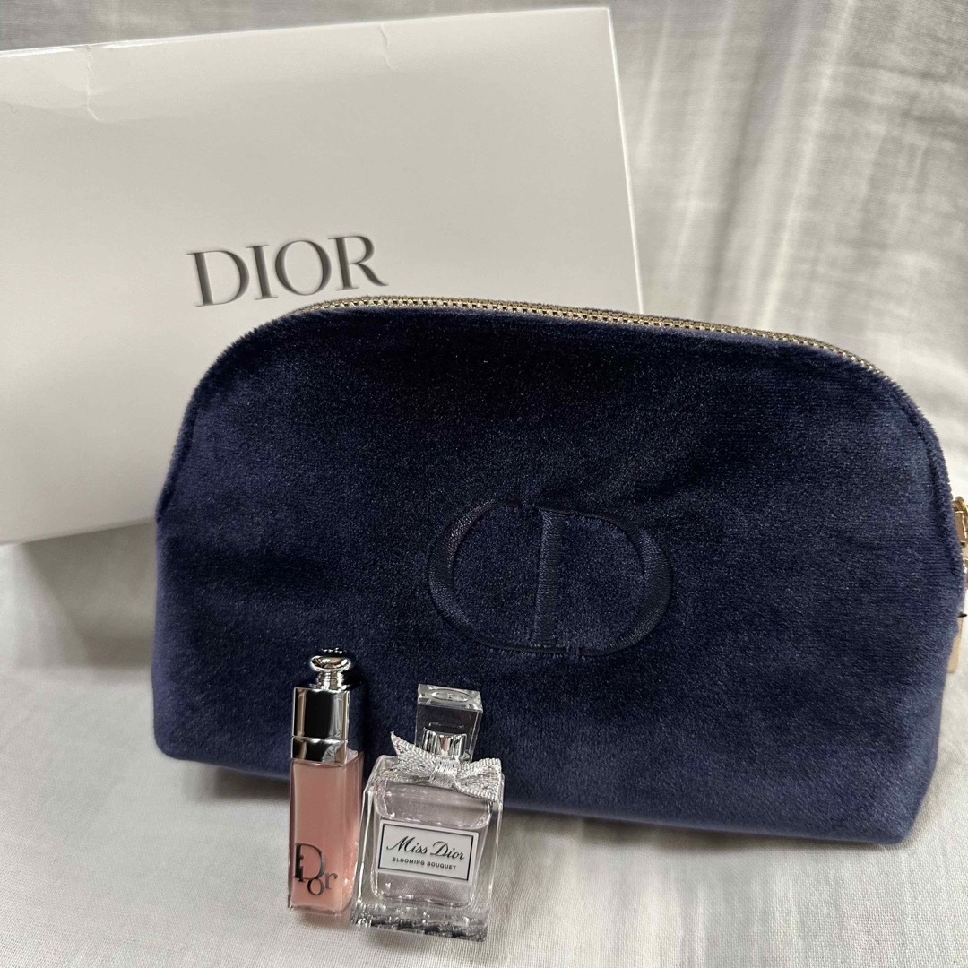 Christian Dior(クリスチャンディオール)のChristianDior ディオール 2023 アディクト クリスマスオファー コスメ/美容のキット/セット(コフレ/メイクアップセット)の商品写真