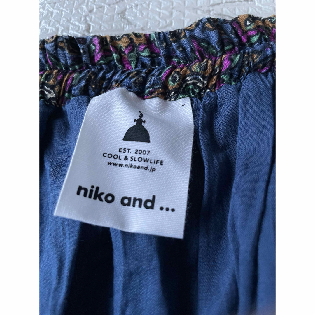 niko and...(ニコアンド)のNico and…  ニコアンド　プリント柄フレアスカート　フリーサイズ レディースのスカート(ロングスカート)の商品写真